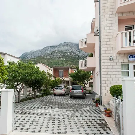 House Bacak - & Wellness-studio Pensionat 3*