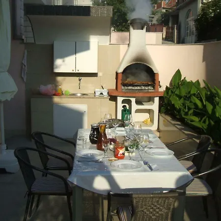 House Bacak - & Wellness-studio 3*