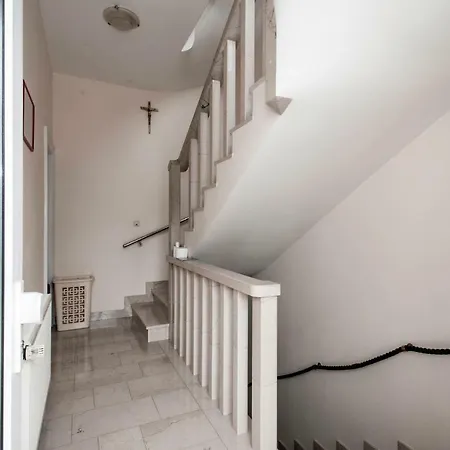 House Bacak - & Wellness-studio Guest house