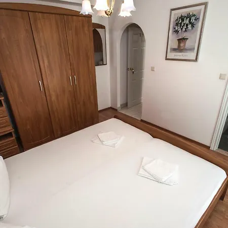 House Bacak - & Wellness-studio Guest house