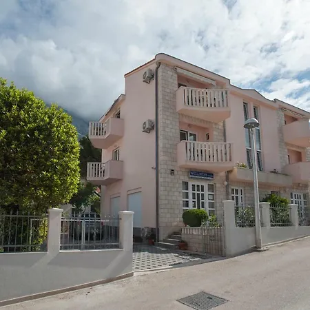 Guest house House Bacak - & Wellness-studio 3*