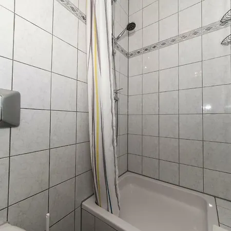 Guest house House Bacak - & Wellness-studio Baska Voda