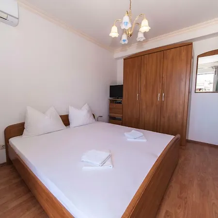Guest house House Bacak - & Wellness-studio Baska Voda