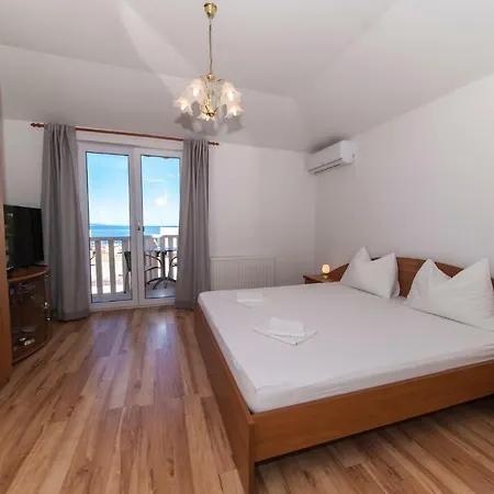 Guest house House Bacak - & Wellness-studio Baska Voda