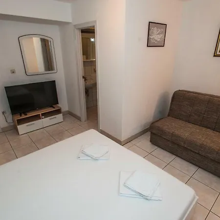 House Bacak - & Wellness-studio Baska Voda