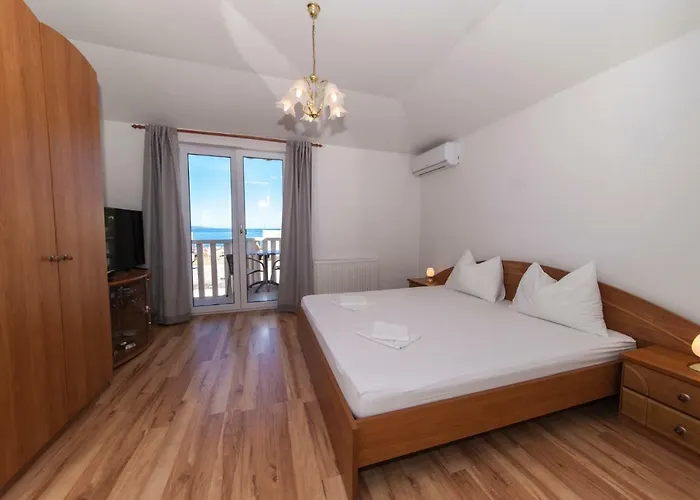 Gæstehus House Bacak - & Wellness-studio Baška Voda
